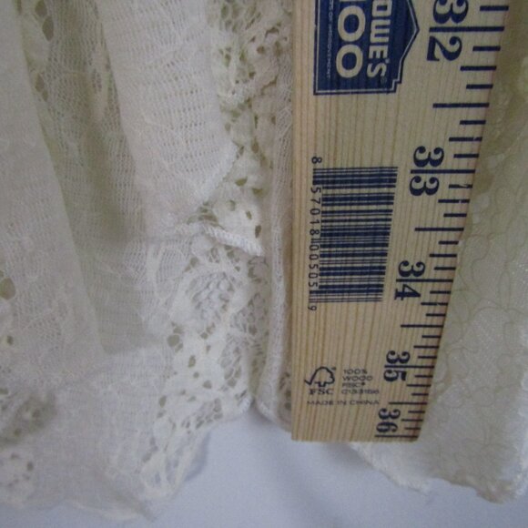 City Triangle Asymmetrical Floral Lace Dress Cream Medium Boho Feminine Romantic - Picture 9 of 11